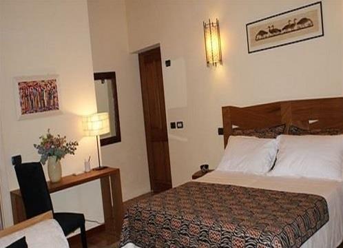 Palm Gallery Hotel