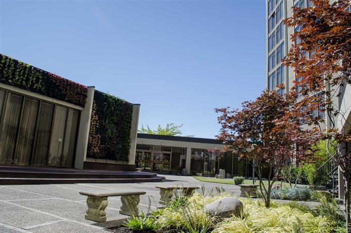Radisson Blu Vancouver Airport