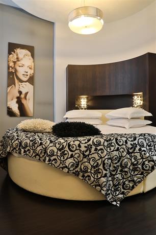 Best Western Cinemusic Hotel