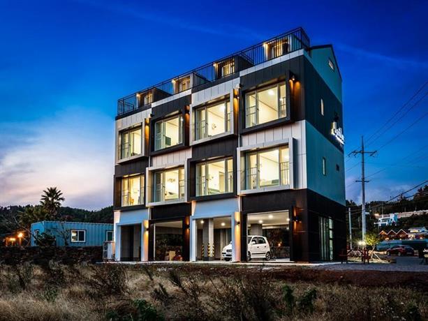 J Cube Pension