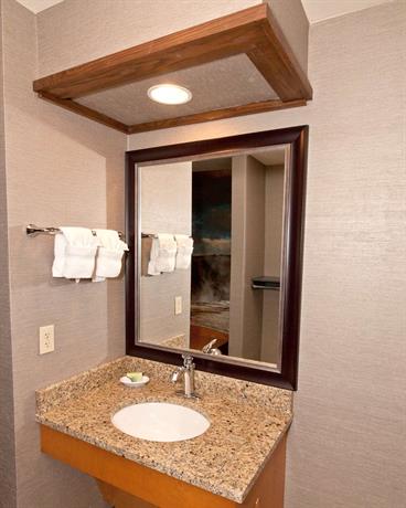 Best Western Plus GranTree Inn