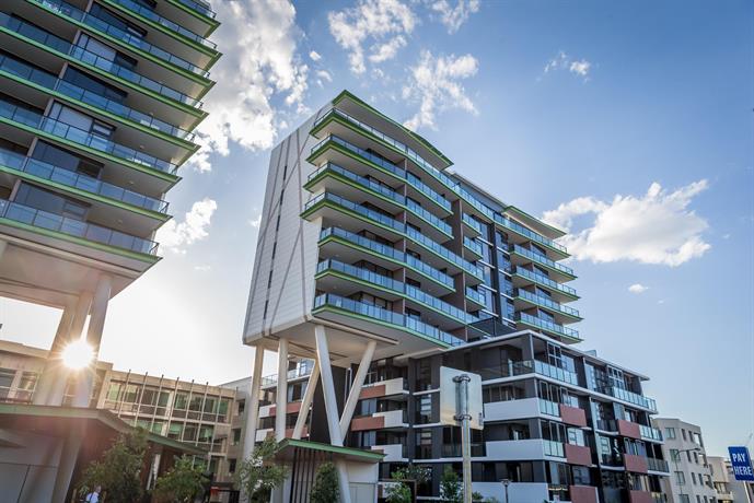 Arena Apartments by CLLIX South Bank Busway Station Australia thumbnail