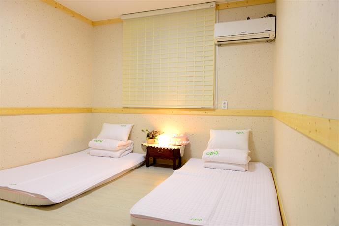 Casa Mini Hotel & Guest House - Hostel