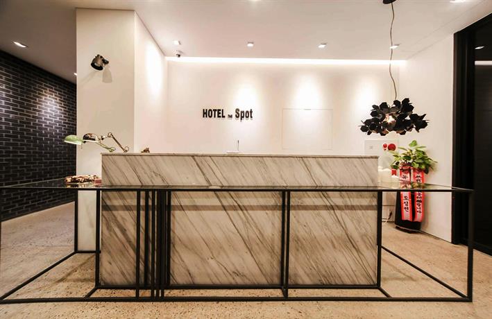 Hotel The Spot