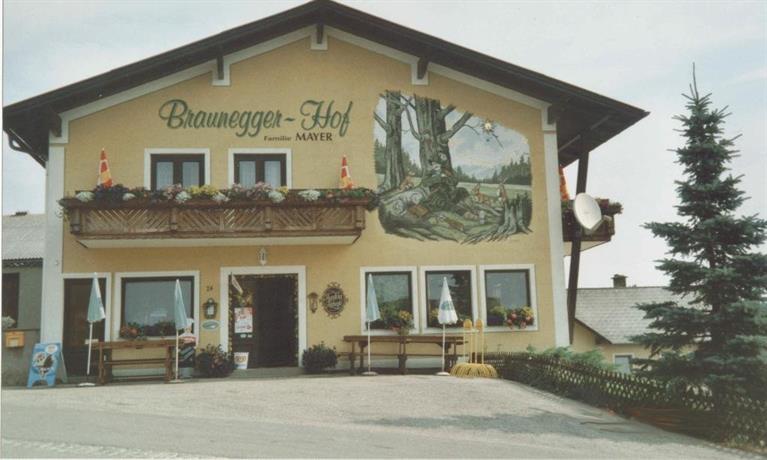 Braunegger-Hof Gasthof Familie Mayer Polla Austria thumbnail