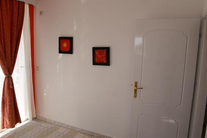 Damian Saranda Hotel