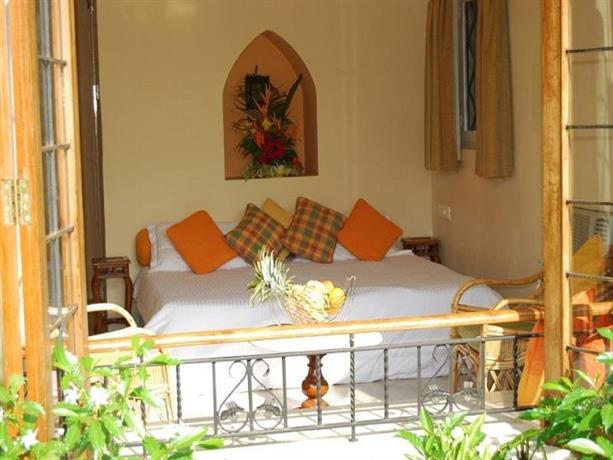 Siesta-3 Bedroom