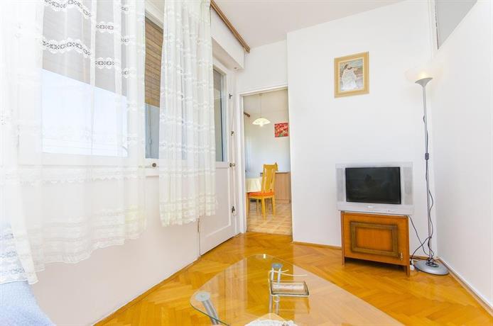 Apartments Plokite