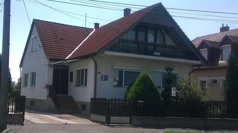 Poczane Vendegszobai