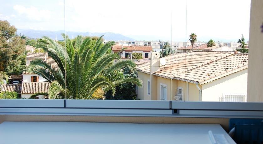 Antibes Breguieres
