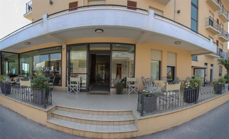 Hotel Deanna