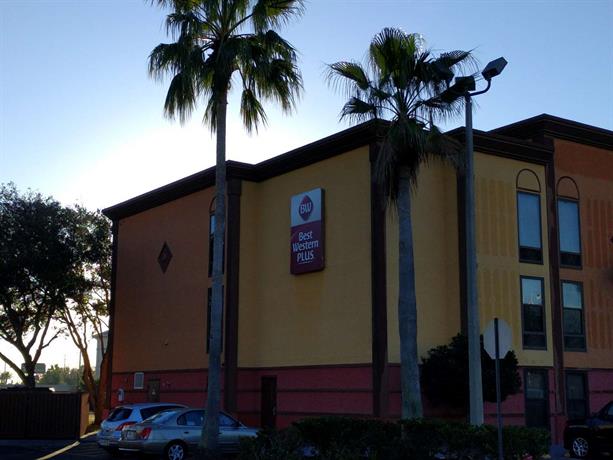 Best Western PLUS Universal Inn