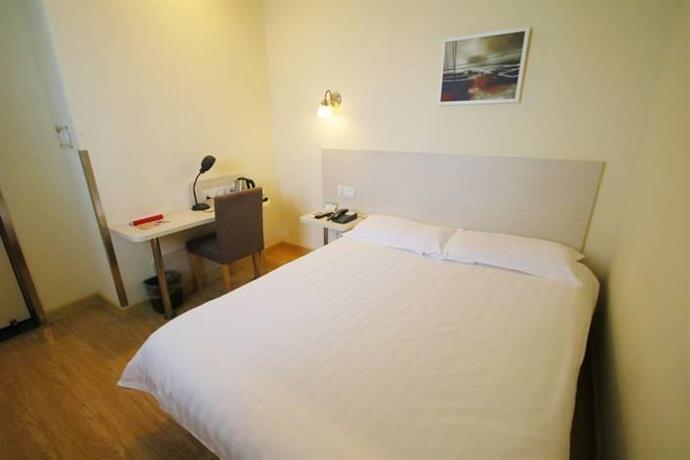Motel Shanghai Xujiahui Shanghai Stadium Tianyaoqiao Road