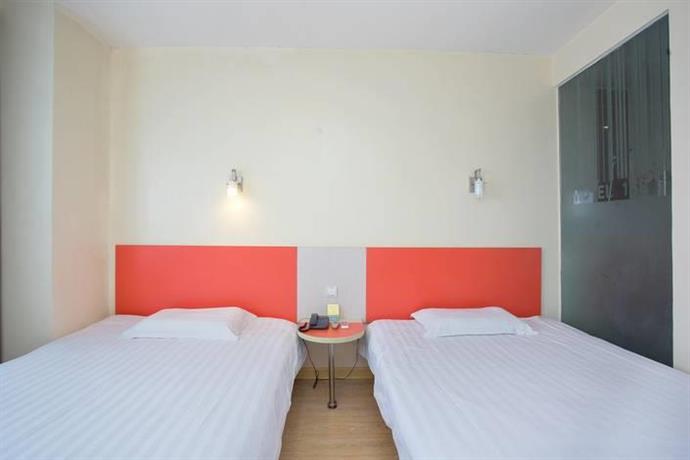 Motel Shanghai South Railway Station Jinjiang Action Park Metro Station
