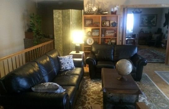 Alaska Grizzly Lodge