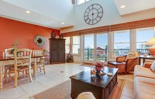 245 S Fletcher - 3 Br Townhouse