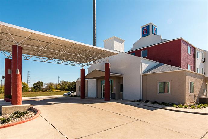 Motel 6 San Antonio Downtown Alamodome