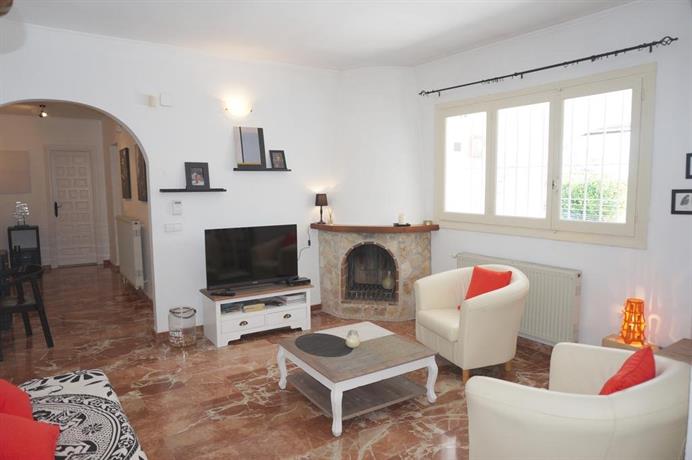 Villa Ortembach- Plusholidays