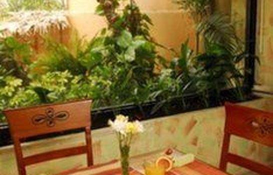 Aparthotel Guijarros