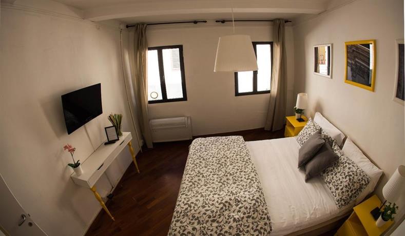 Crystal Ship Apartments