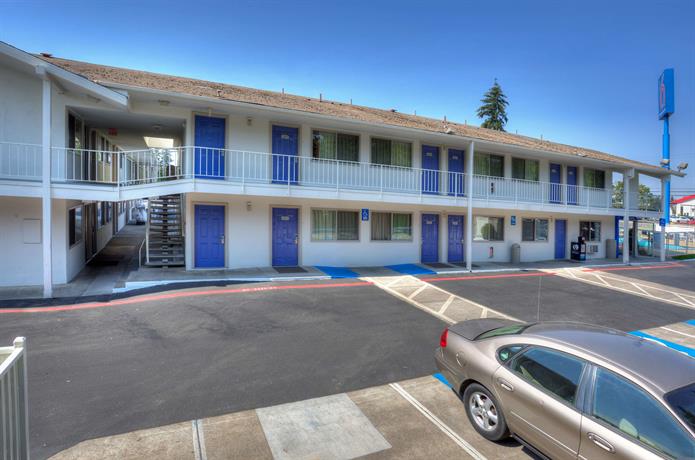 Motel 6 Portland South - Lake Oswego Tigard