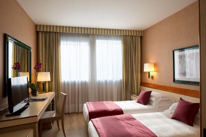 Starhotels President