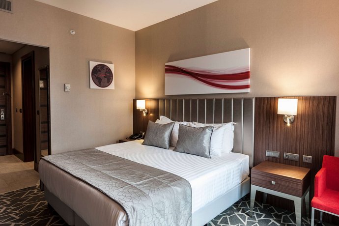 Ramada Istanbul Alibeykoy