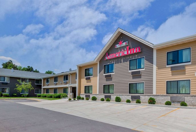 AmericInn by Wyndham Algona