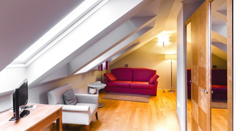 The Golden Wheel Boutique Hotel