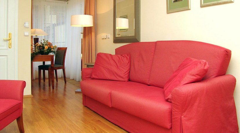 The Golden Wheel Boutique Hotel