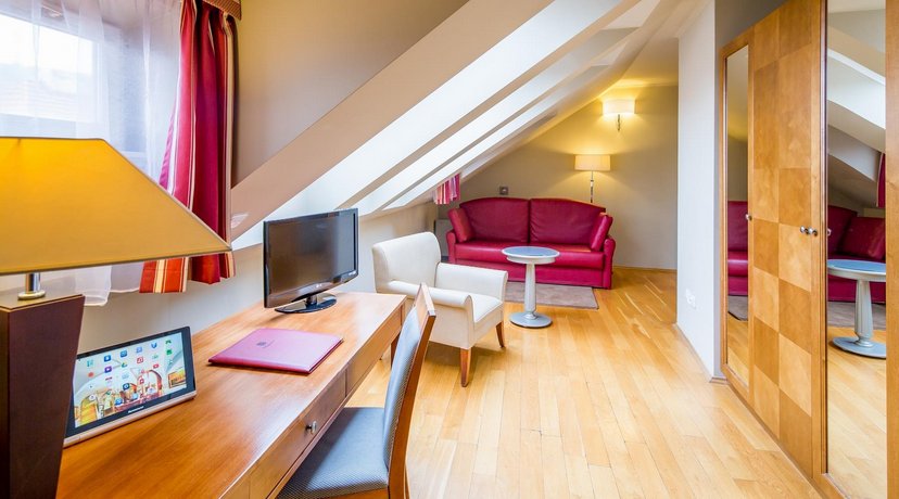 The Golden Wheel Boutique Hotel