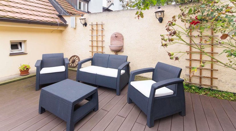 The Golden Wheel Boutique Hotel