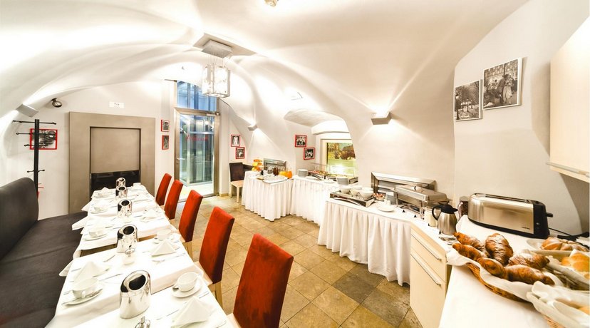 The Golden Wheel Boutique Hotel