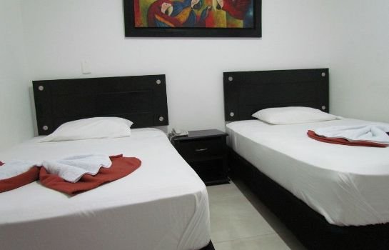 Hotel Diamonds