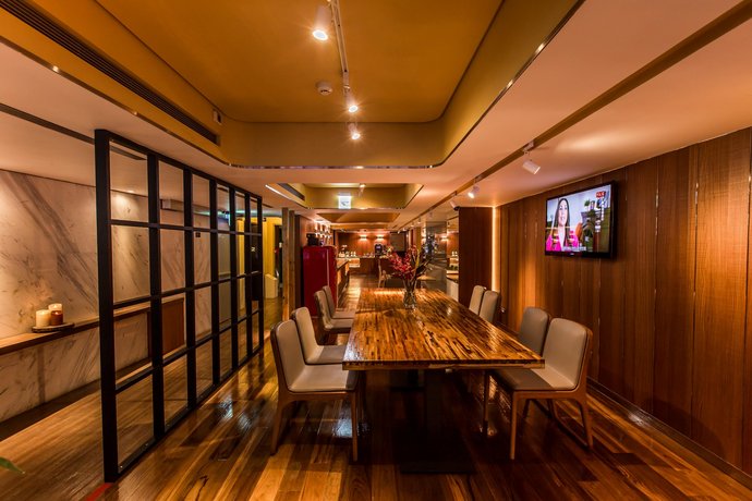 Inhouse Hotel