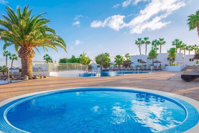 Jardines del Sol Playa Blanca