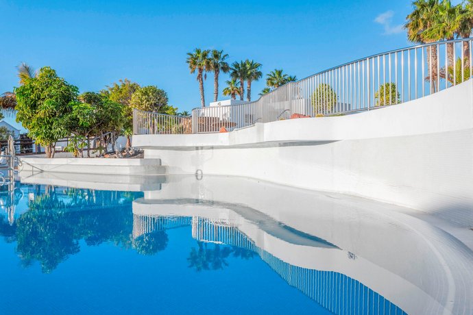 Jardines del Sol Playa Blanca