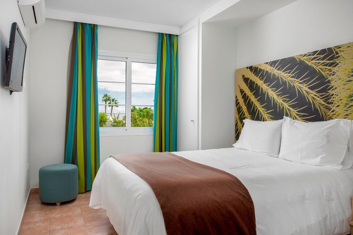 Jardines del Sol Playa Blanca