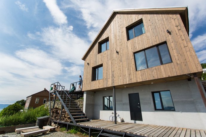 Bay House Hostel
