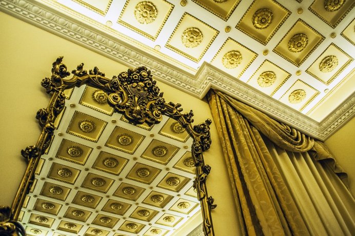 Impero Vaticano Suites Guest House