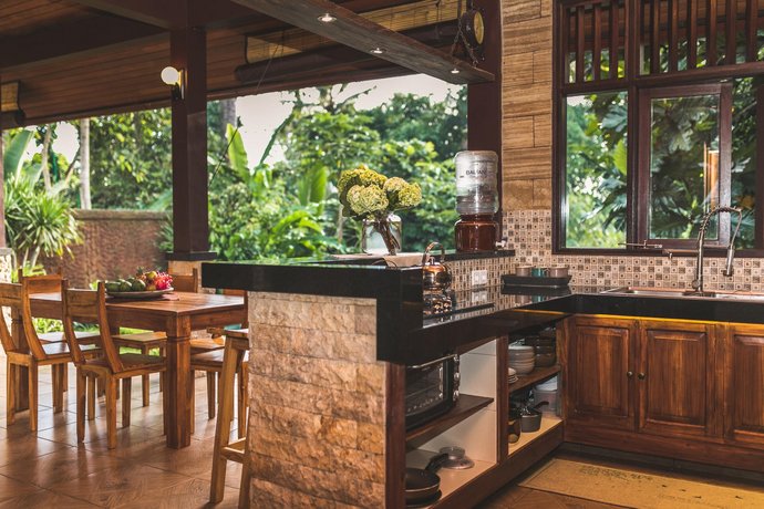 Ubud A Priori Villa
