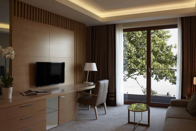 Tiffi Boutique Hotel