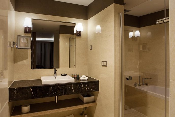Tiffi Boutique Hotel