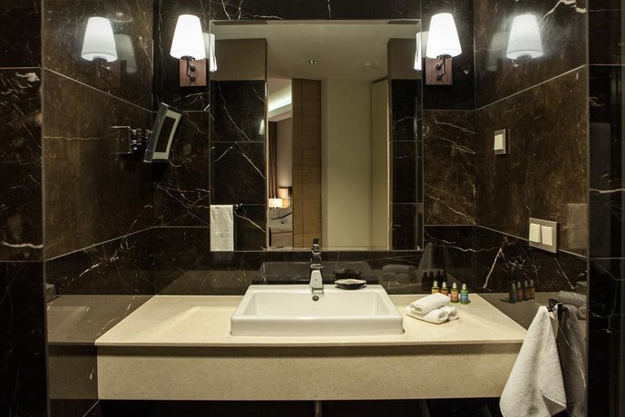 Tiffi Boutique Hotel