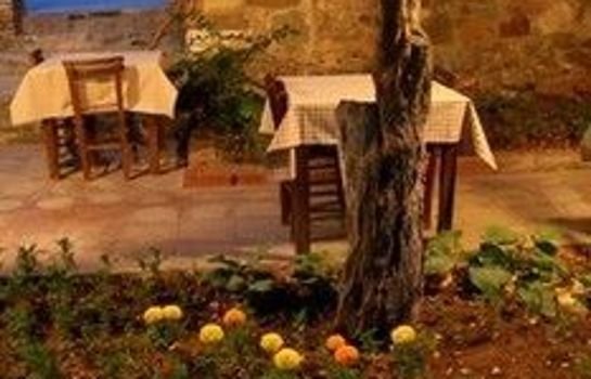 Bozcaada Fahri Hotel