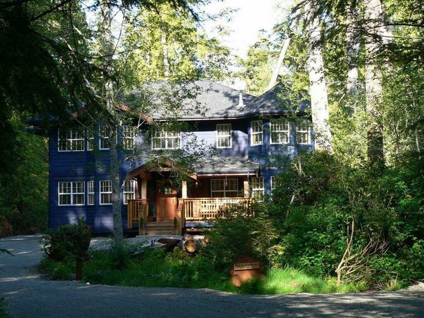 Chesterman Hideaway Tofino/Long Beach Airport Canada thumbnail