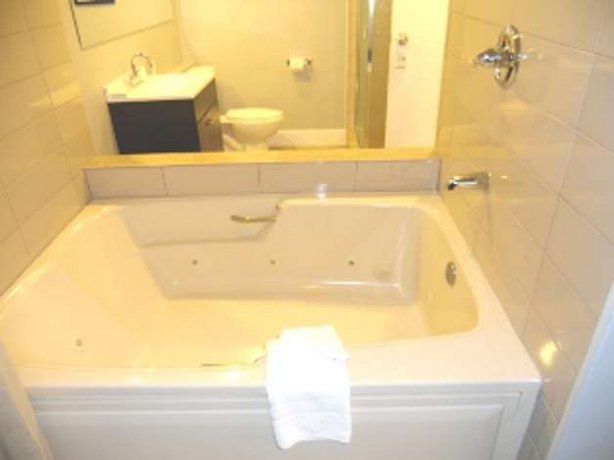 Hotel Current