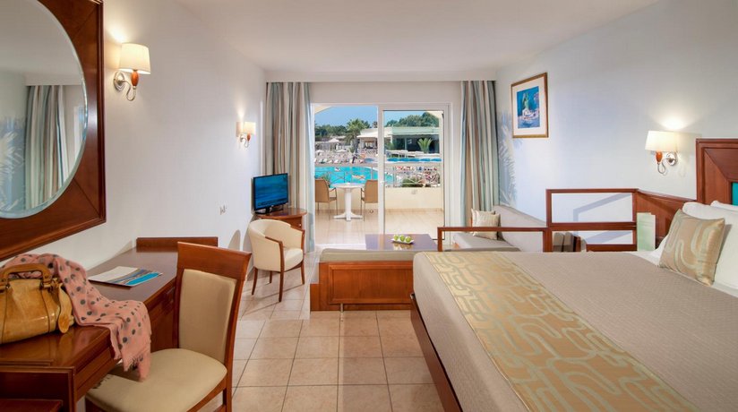 Kipriotis Maris Suites - All Inclusive