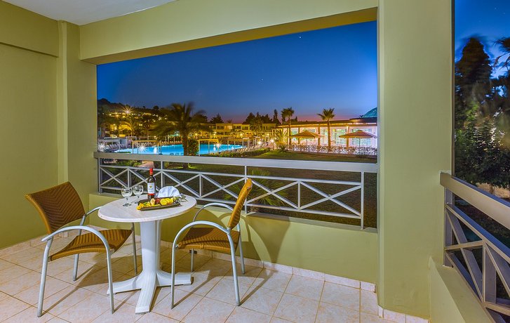 Kipriotis Maris Suites - All Inclusive