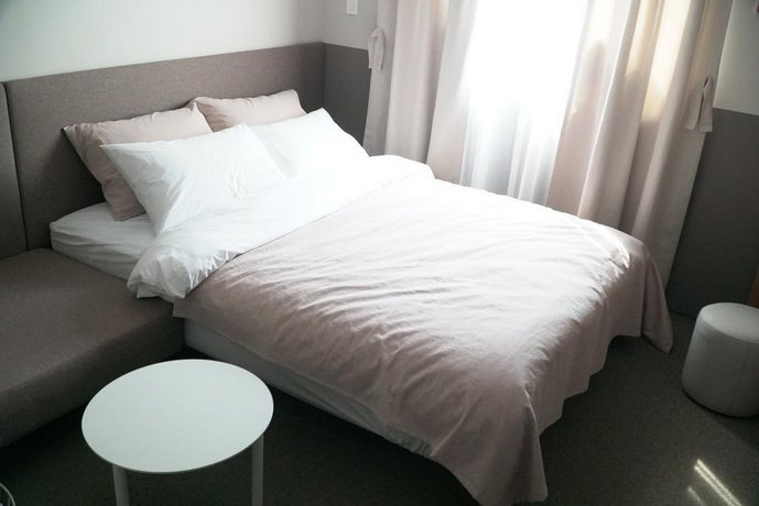 Upflo Hostel